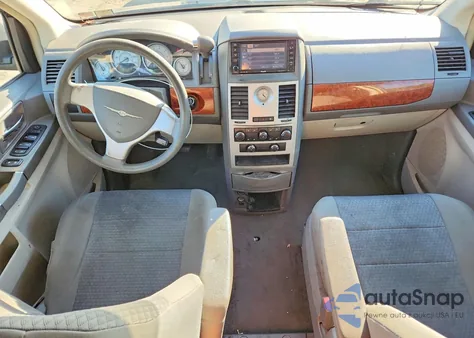 2009 Chrysler Town & Country Lx из США, поврежденный, VIN 2A8HR44E69R536260